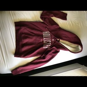 Hollister burgundy hoodie